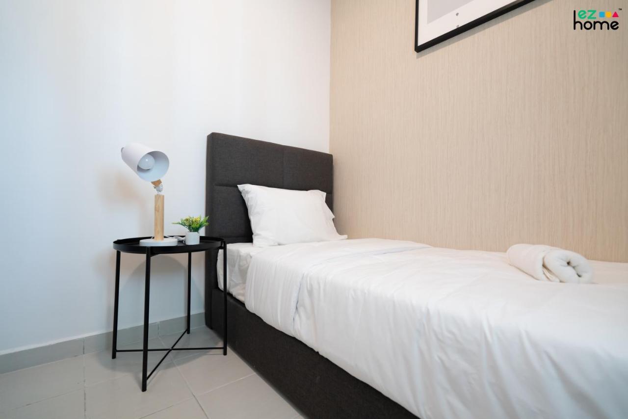 Ezhome Mesahill Nilai Exterior foto